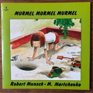 1986 MURMEL MURMEL MURMEL Book by Robert Munsch